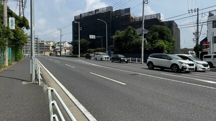 【横浜】バイクと自転車の衝突事故　自転車に乗っていた39歳女性が死亡　信号や横断歩道ないところを横断か　戸塚区